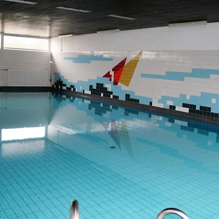 Frische Brise 13 10 Seesicht * Куксхафен